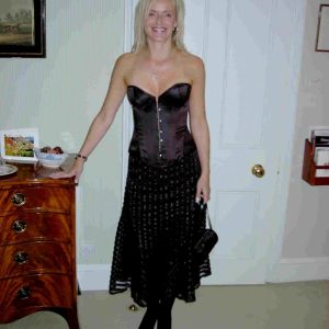 Hind - rencontre-Milf-Les Sables-d'Olonne